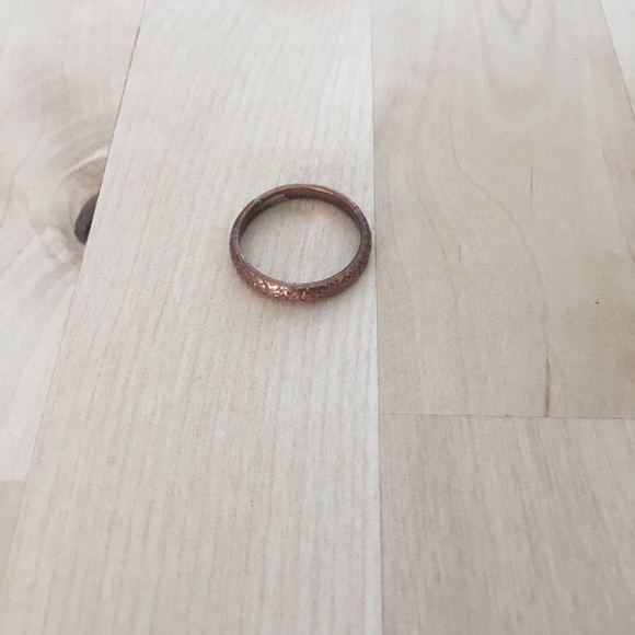 Copper floral stamped stacking ring - Picture 2 of 2